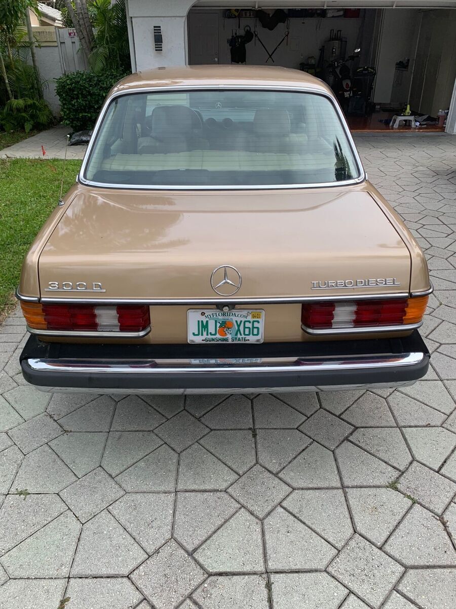 1983 Mercedes-Benz 300 - photo 10