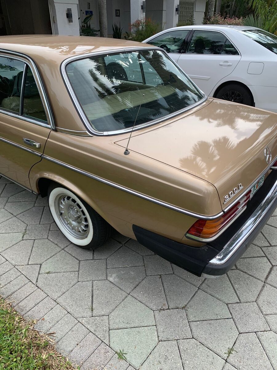 1983 Mercedes-Benz 300 - photo 11