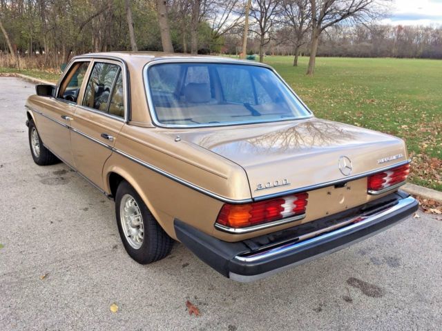 1983 Mercedes Benz 300D 69K Miles Arizona Rust Free Car! 1983 Mercedes-Benz 300-Series Base Sedan 4-Door