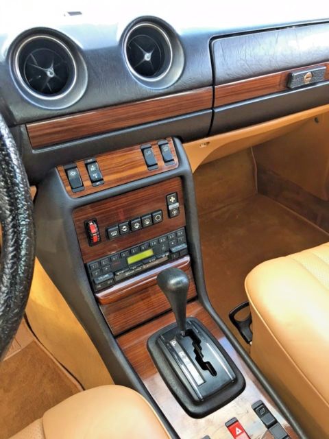 1983 Mercedes-Benz 300-Series Base Sedan 4-Door - photo 7