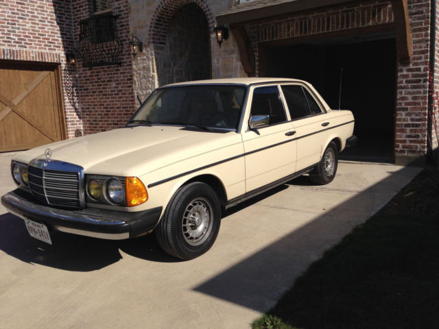 1983 Mercedes-Benz 300-Series - photo 2