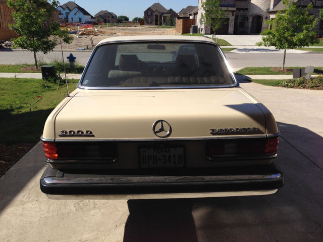 1983 Mercedes-Benz 300-Series - photo 3