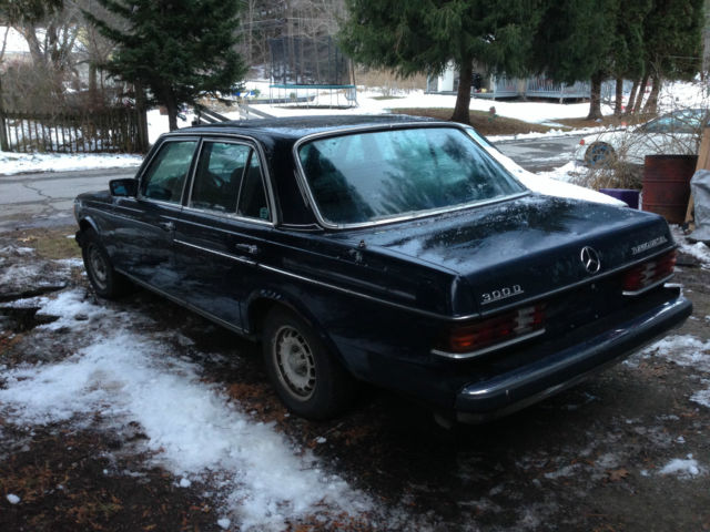 1983 Mercedes Benz 300D Turbo Diesel 1983 Mercedes-Benz 300-Series base