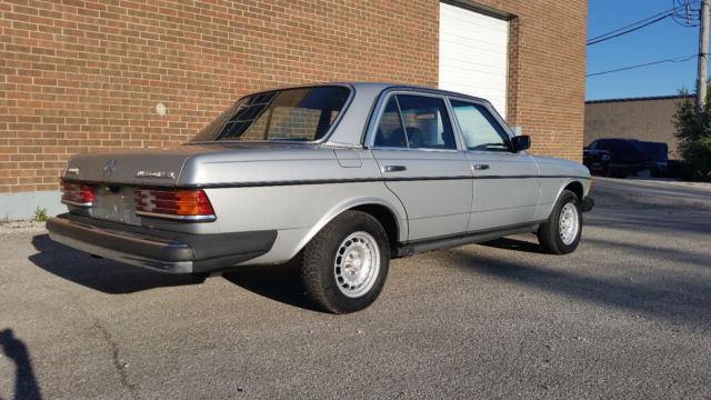 1983 Mercedes-Benz 300-Series - photo 3