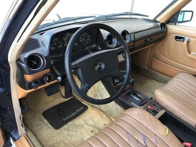 1983 Mercedes-Benz 300-Series - photo 12