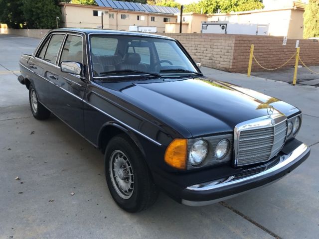 1983 Mercedes-Benz 300-Series - photo 4