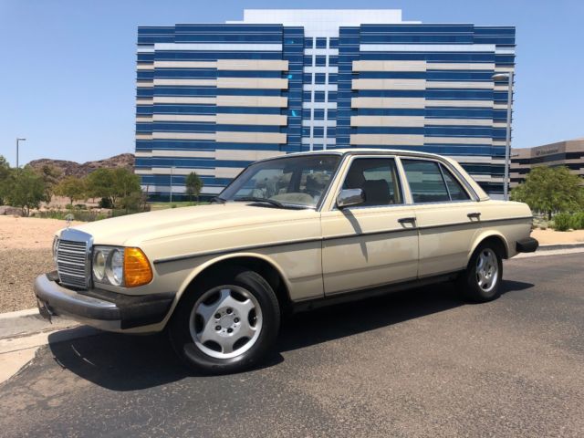 1983 MERCEDES BENZ 300DT SERIES PROJECT CAR RUNS AMAZING "RUST FREE AZ ORIGINAL" 1983 Mercedes-Benz 300-Series 300 SERIES DT DIESEL RUNS FANTASTIC