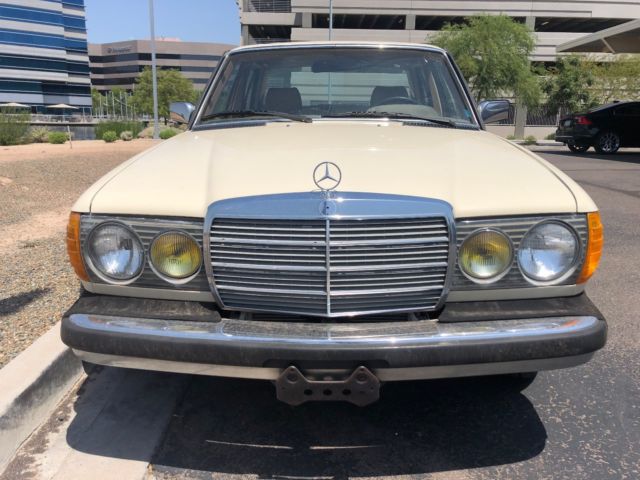 1983 Mercedes-Benz 300-Series 300 SERIES DT DIESEL RUNS FANTASTIC - photo 3