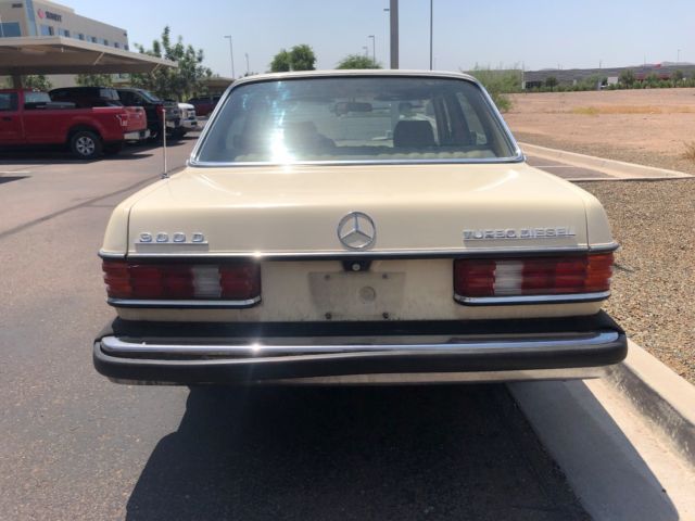 1983 Mercedes-Benz 300-Series 300 SERIES DT DIESEL RUNS FANTASTIC - photo 7