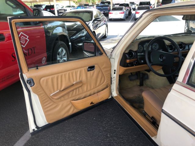 1983 Mercedes-Benz 300-Series 300 SERIES DT DIESEL RUNS FANTASTIC - photo 9