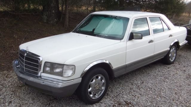 1983 Mercedes-Benz 300-Series