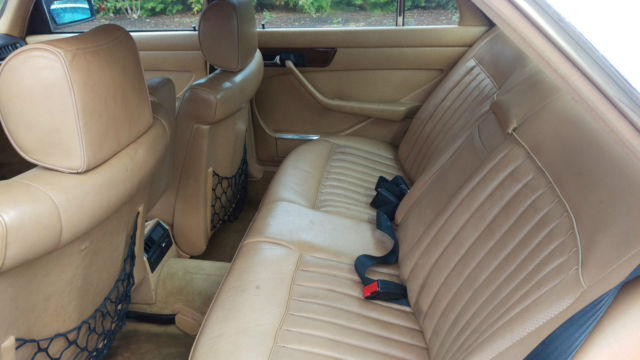 1983 Mercedes-Benz 300-Series - photo 4