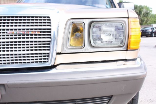 1983 Mercedes-Benz 300-Series 300SD Turbodiesel W126 FLORIDA CARFAX NO RESERVE! - photo 13