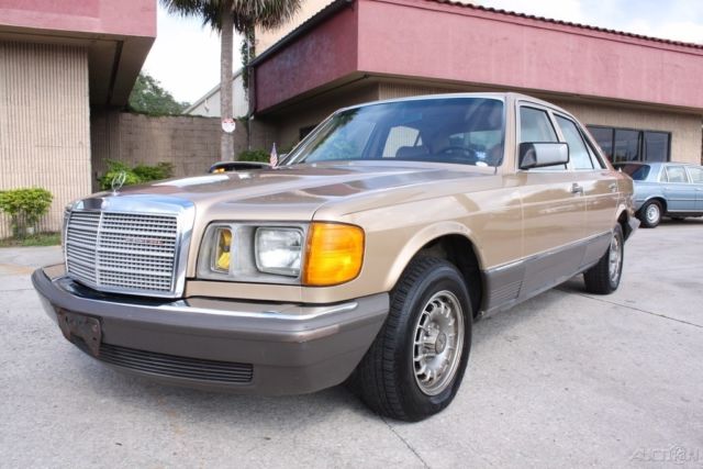 1983 Mercedes-Benz 300-Series 300SD Turbodiesel W126 FLORIDA CARFAX NO RESERVE! - photo 4