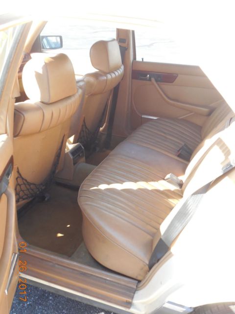 1983 Mercedes-Benz 300-Series SD - photo 11