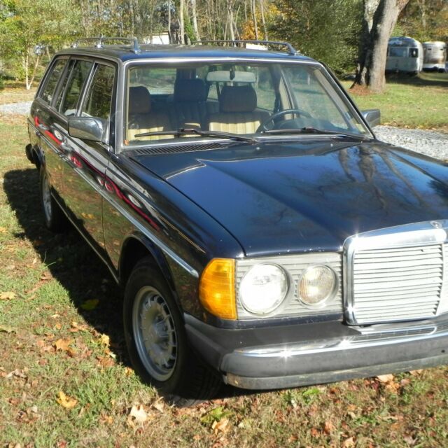 1983 Mercedes-Benz 300-Series Wagon - photo 8