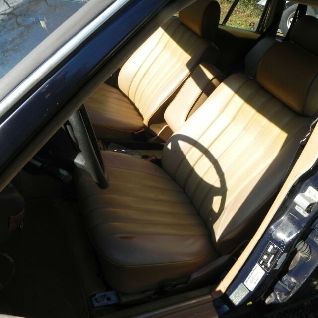 1983 Mercedes-Benz 300-Series Wagon - photo 9