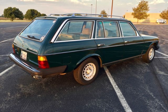 1983 Mercedes-Benz 300-Series TD-T - photo 2