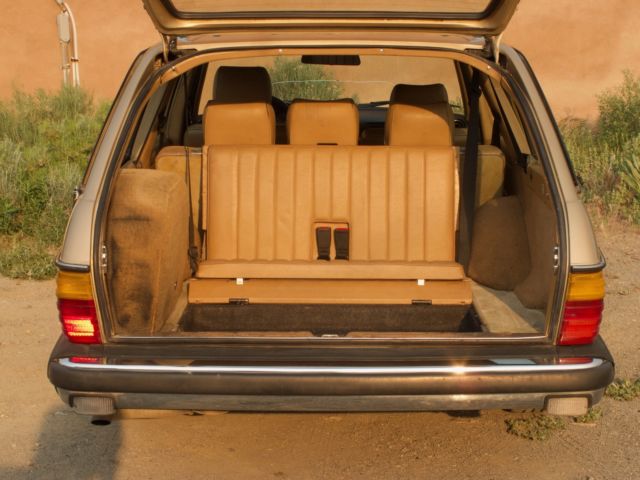1983 Mercedes-Benz 300-Series - photo 11
