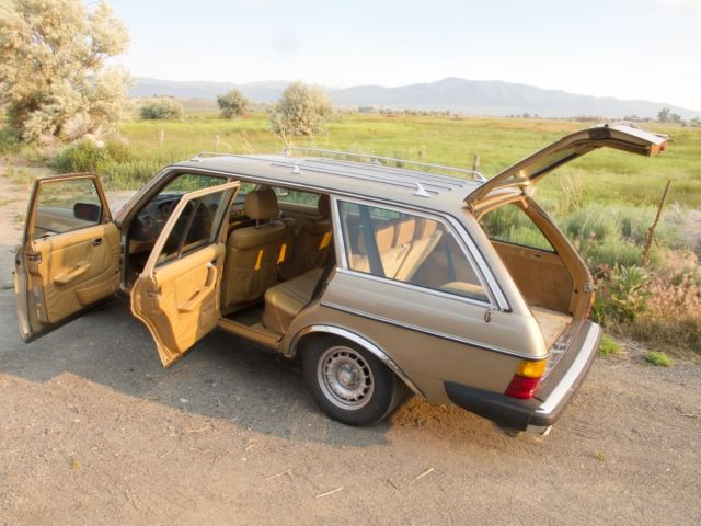 1983 Mercedes-Benz 300-Series - photo 12