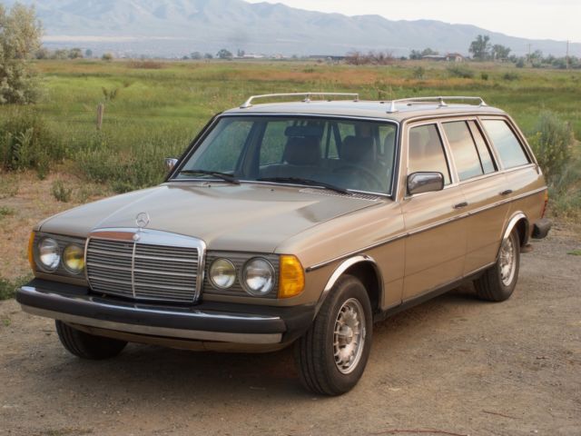 1983 Mercedes-Benz 300-Series - photo 2