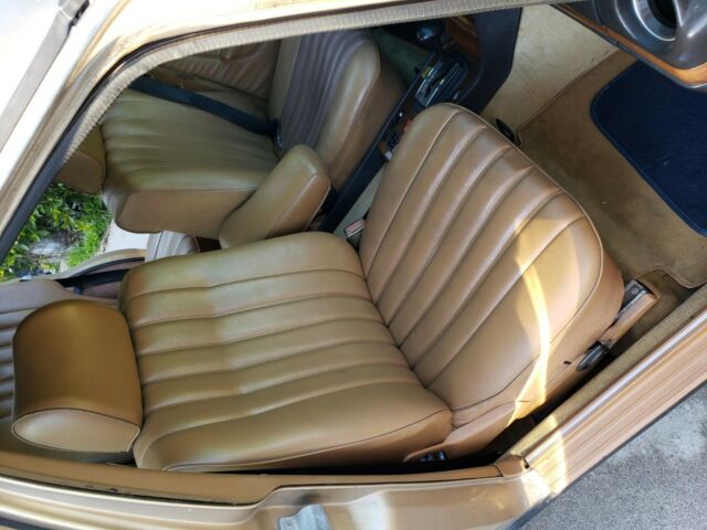 1983 Mercedes-Benz 300-Series - photo 11