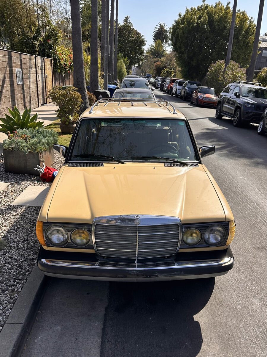 1983 Mercedes-Benz 300-Series W123 300 Turbo Diesel Wagon - photo 3