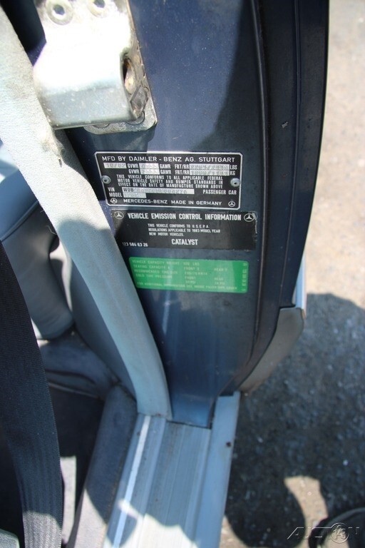 1983 Mercedes-Benz 300-Series 380 SEC - photo 11