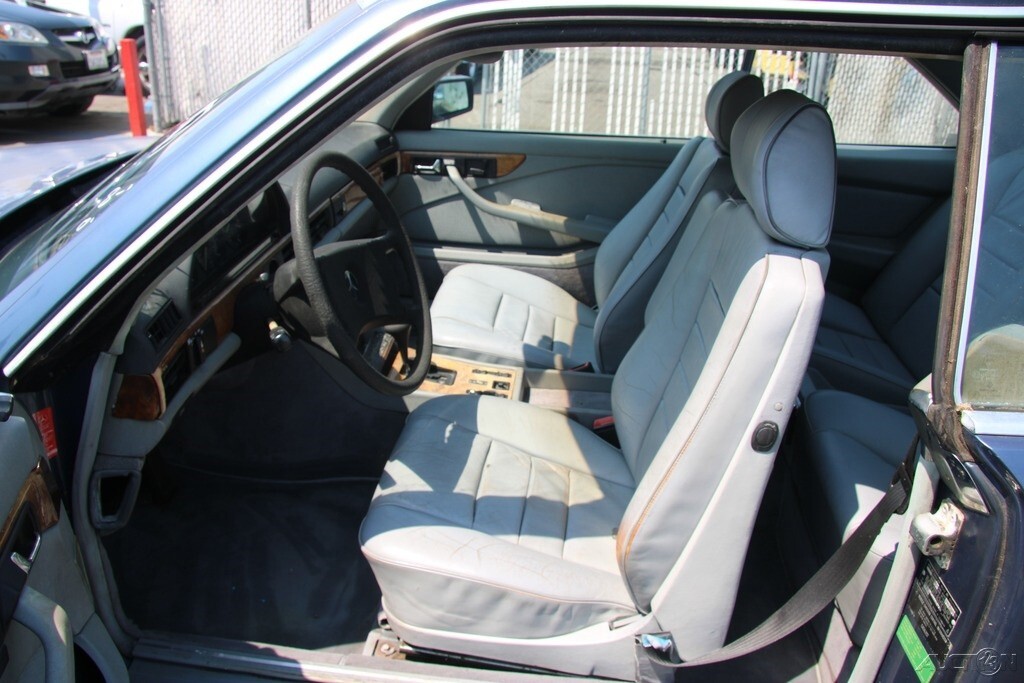 1983 Mercedes-Benz 300-Series 380 SEC - photo 13