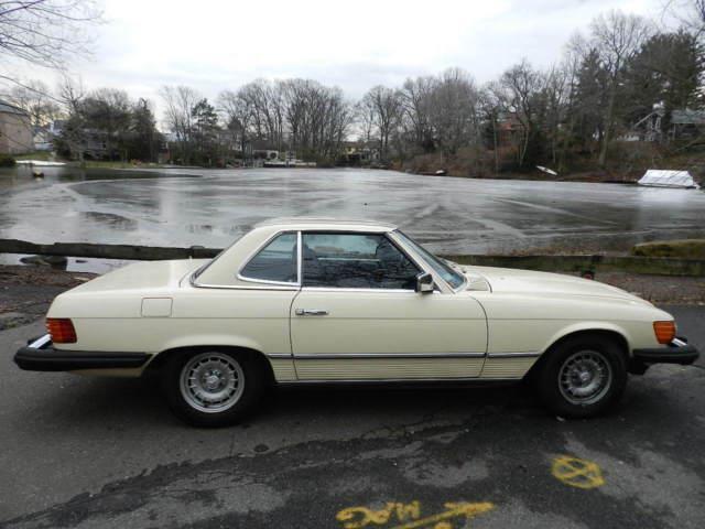 1983 Mercedes-Benz 300-Series 380SL - photo 12