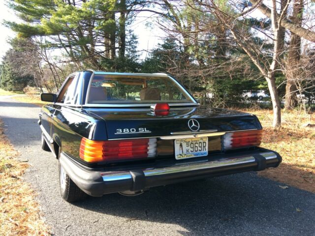 1983 Mercedes-Benz 300-Series - photo 13