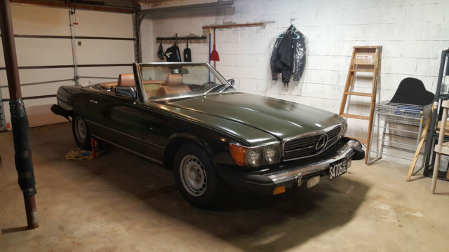 1983 Mercedes Benz 380 SL Rare Dark Green with Tan interior. 1983 Mercedes-Benz SL-Class SL
