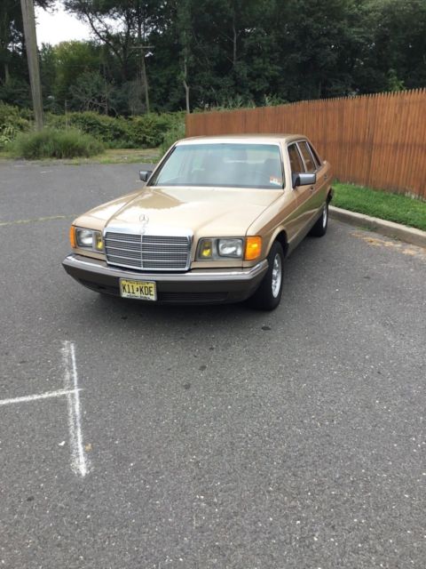1983 Mercedes Benz 380SEL 1983 Mercedes-Benz 300-Series sedan