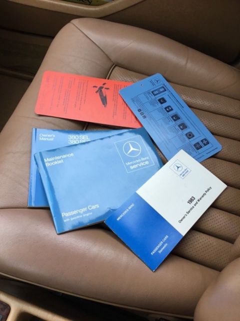 1983 Mercedes-Benz 300-Series sedan - photo 13