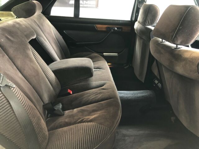 1983 Mercedes-Benz 300-Series - photo 9