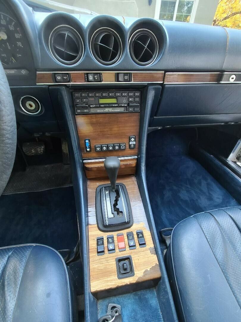 1983 Mercedes-Benz 300-Series - photo 4