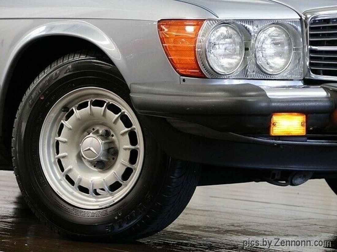 1983 Mercedes-Benz SL-Class - photo 3