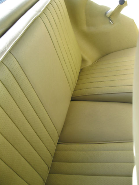 1983 Mercedes-Benz 300-Series Base Convertible 2-Door - photo 6