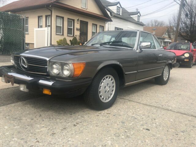 1983 Mercedes-Benz 300-Series - photo 2