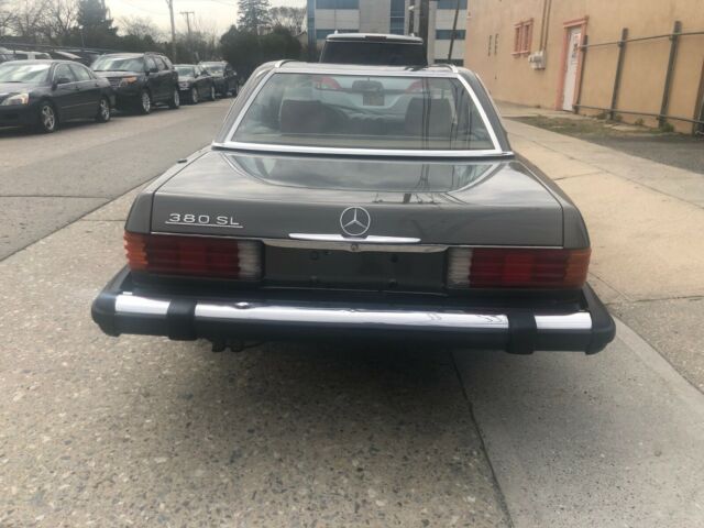 1983 Mercedes-Benz 300-Series - photo 5