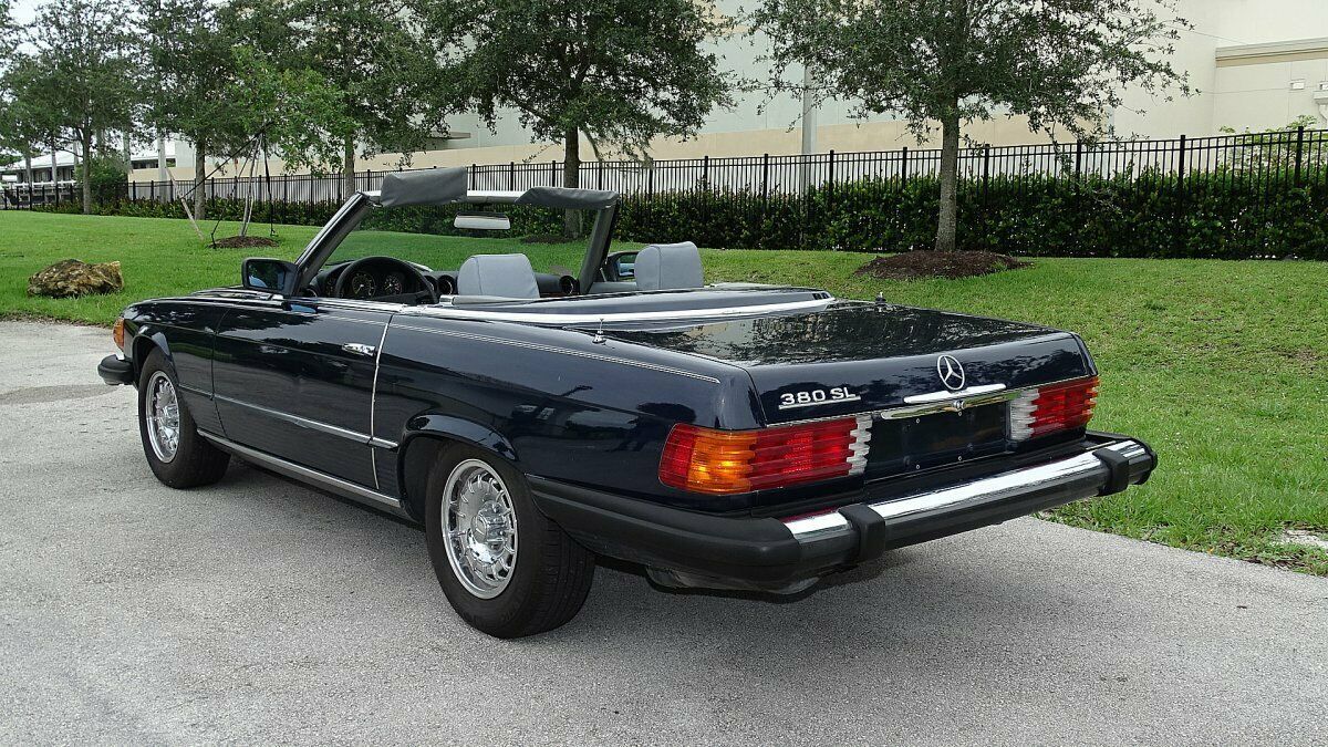 1983 Mercedes-Benz SL-Class CLASSIC DESIGN - photo 8
