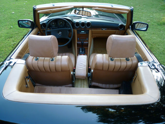 1983 Mercedes-Benz 300-Series Base Convertible 2-Door - photo 3