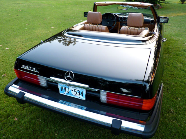 1983 Mercedes-Benz 300-Series Base Convertible 2-Door - photo 4