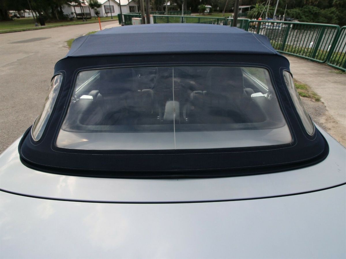 1983 Mercedes-Benz SL-Class 500 SL - photo 12