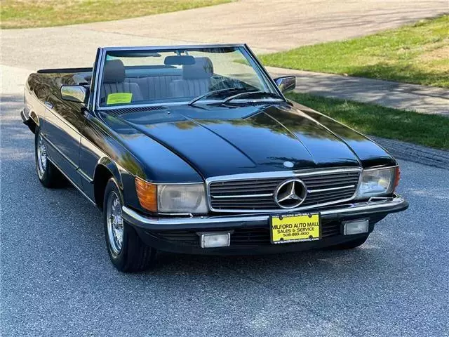 1983 Mercedes-Benz 500SL Black 215,512 Miles 1983 Mercedes-Benz SL-Class