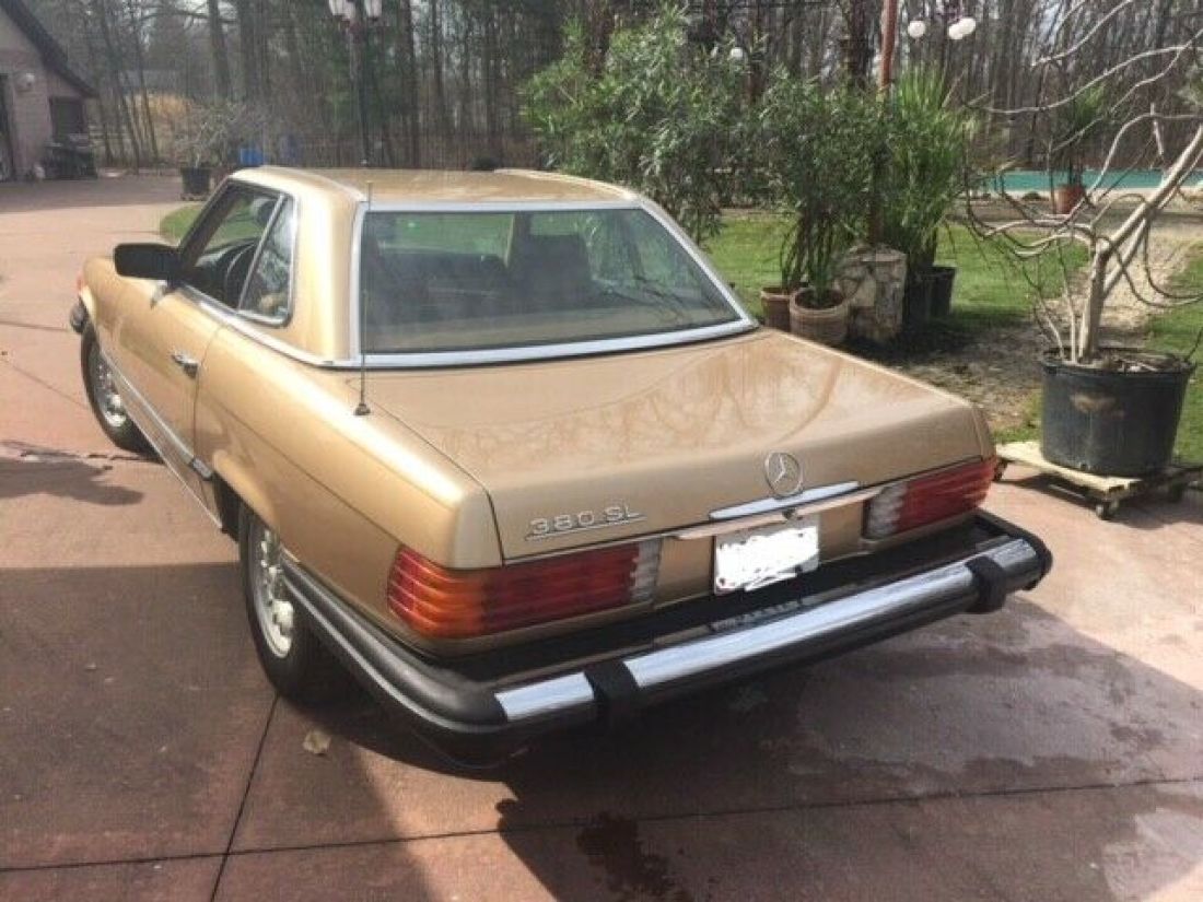 1983 Mercedes-Benz SL-Class Gold - photo 4