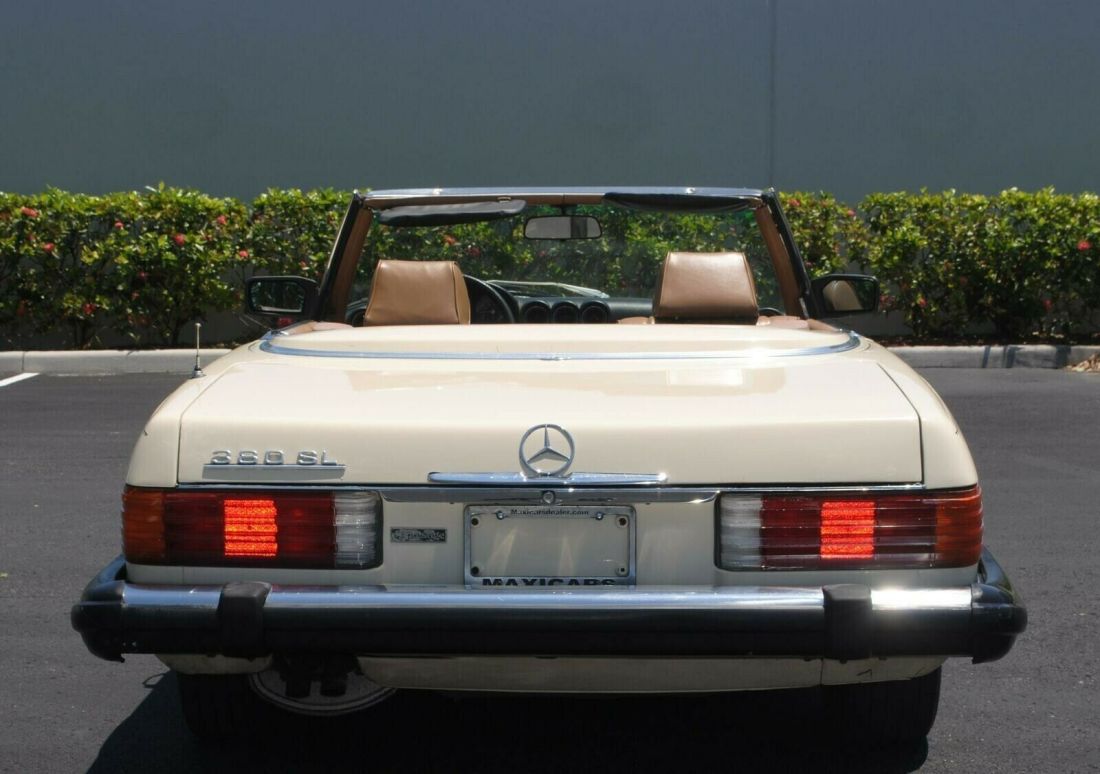 1983 Mercedes-Benz SL-Class 380SL, Both Tops - photo 2