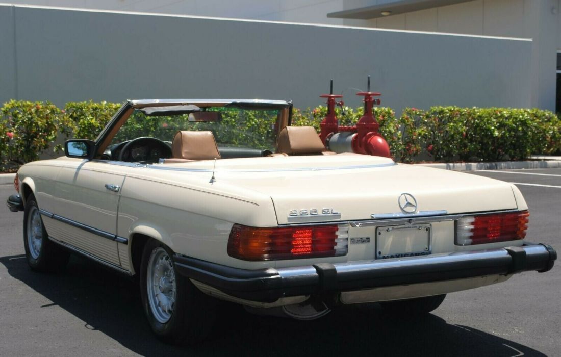 1983 Mercedes-Benz SL-Class 380SL, Both Tops - photo 3