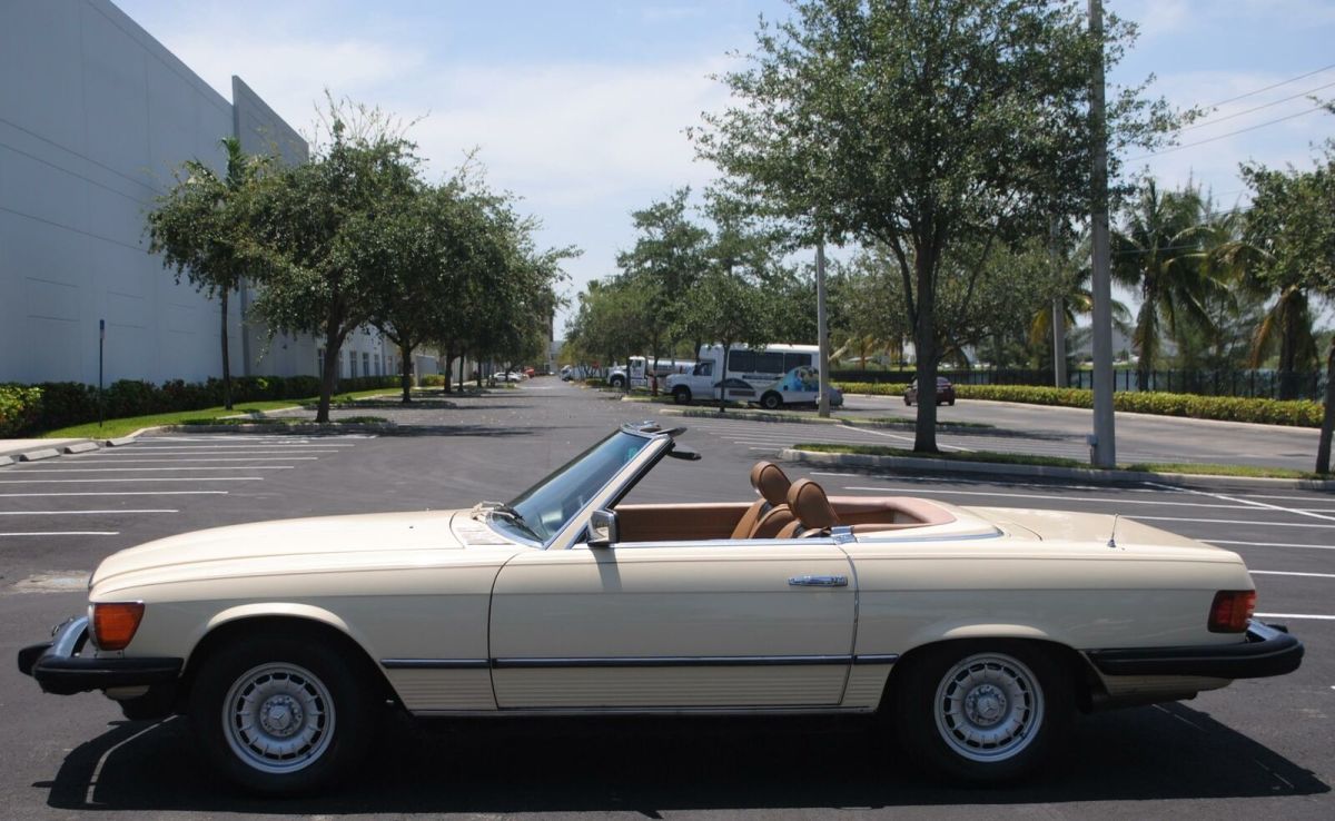1983 Mercedes-Benz SL-Class Convertible - photo 11