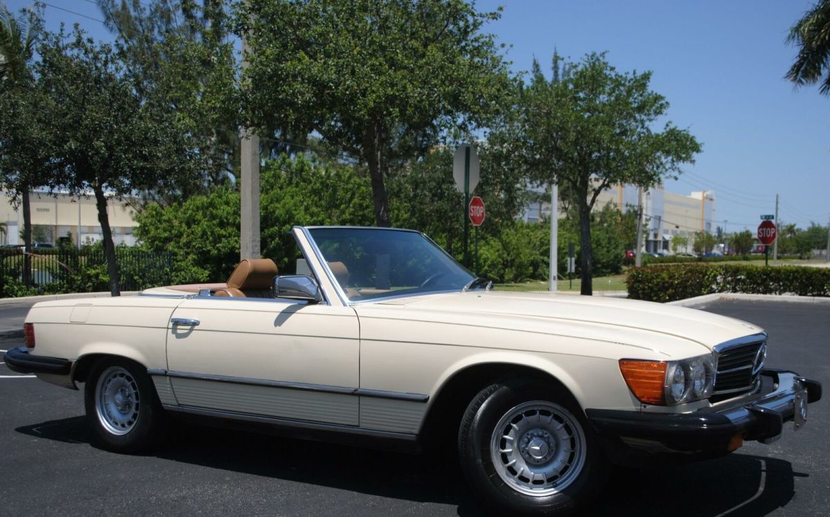 1983 Mercedes-Benz SL-Class Convertible - photo 2
